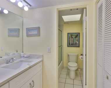 1028 Apollo Beach Boulevard - Photo Thumbnail 16