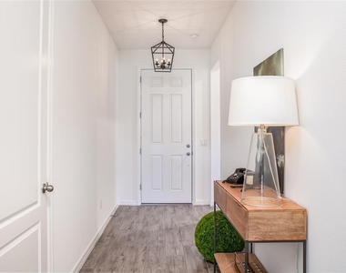 4919 Tobermory Way - Photo Thumbnail 6