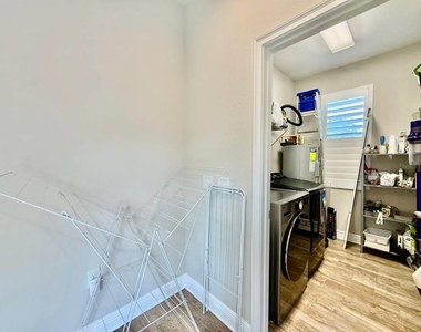 3509 N Tampa Street - Photo Thumbnail 19