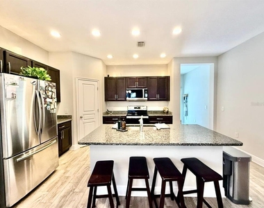 3509 N Tampa Street - Photo Thumbnail 4