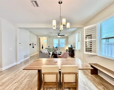 3509 N Tampa Street - Photo Thumbnail 3