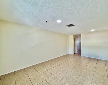 5816 Congress Street - Photo Thumbnail 3