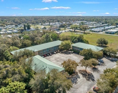 5816 Congress Street - Photo Thumbnail 2