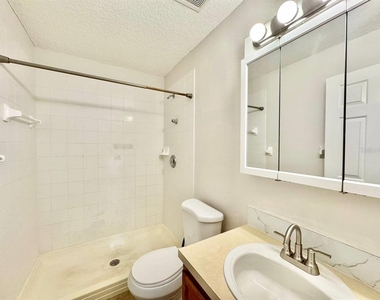 5816 Congress Street - Photo Thumbnail 12