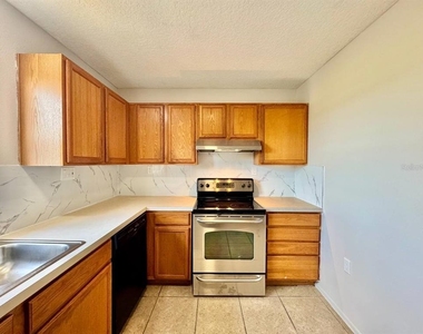 5816 Congress Street - Photo Thumbnail 7