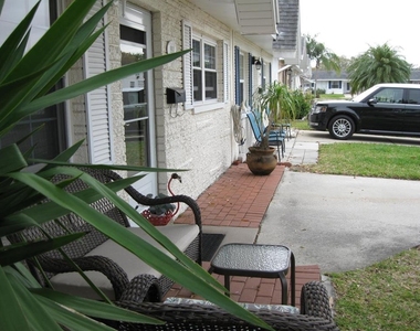 9911 Dahlia Street N - Photo Thumbnail 24