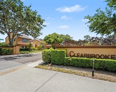 1819 Clearbrooke Drive - Photo Thumbnail 12