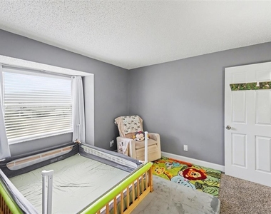 1819 Clearbrooke Drive - Photo Thumbnail 8