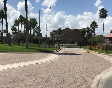 2213 Grand Cayman Court - Photo Thumbnail 18