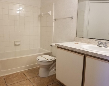 2213 Grand Cayman Court - Photo Thumbnail 5