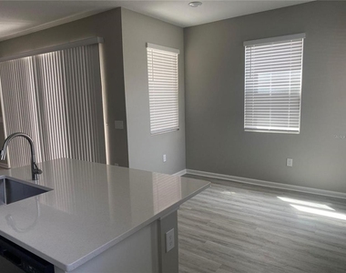 1457 Axel Graeson Avenue - Photo Thumbnail 5