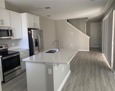 1457 Axel Graeson Avenue - Photo Thumbnail 1