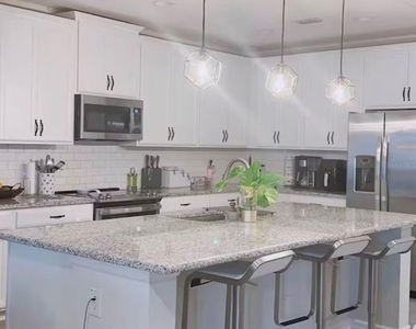 440 Tisone Lane - Photo Thumbnail 8