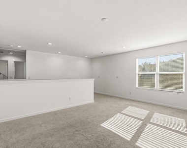 5277 Royal Point Avenue - Photo Thumbnail 25