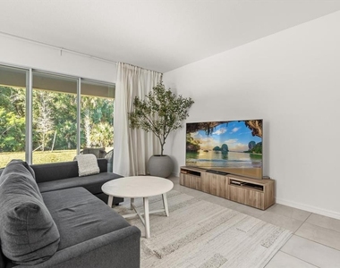 5277 Royal Point Avenue - Photo Thumbnail 11