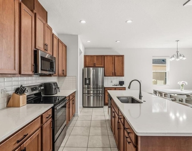 5277 Royal Point Avenue - Photo Thumbnail 17