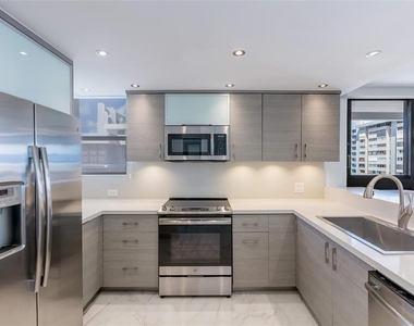 1485 Ashford Avenue - Photo Thumbnail 6