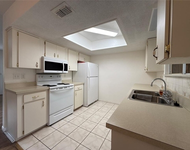 8942 Sw 109th Lane - Photo Thumbnail 9