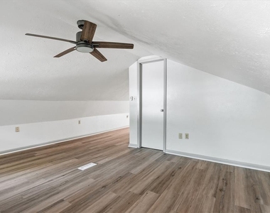 2270 Se 34th Street - Photo Thumbnail 21