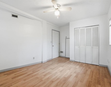 2270 Se 34th Street - Photo Thumbnail 13