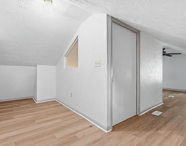 2270 Se 34th Street - Photo Thumbnail 24
