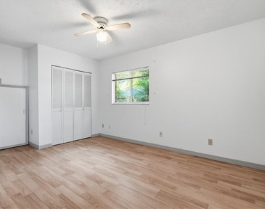 2270 Se 34th Street - Photo Thumbnail 14