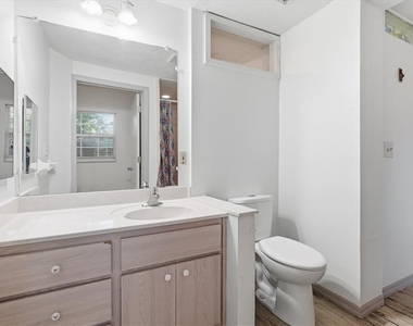 2270 Se 34th Street - Photo Thumbnail 17
