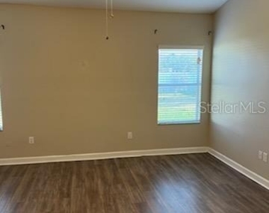 5827 Tarleton Way - Photo Thumbnail 14