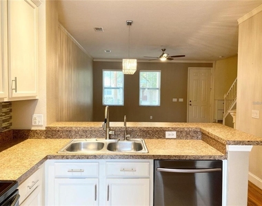7975 Northlake Parkway - Photo Thumbnail 7