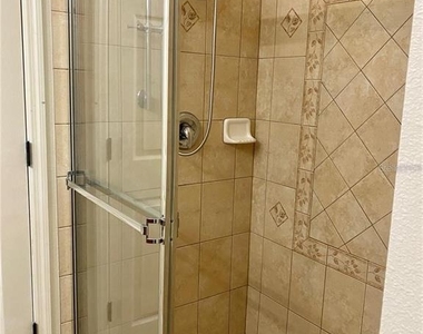 7975 Northlake Parkway - Photo Thumbnail 11