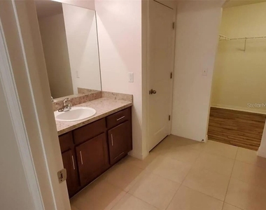 4567 Barbuda Drive - Photo Thumbnail 8