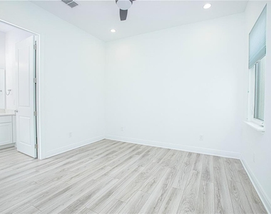 12034 Sprite Lane - Photo Thumbnail 21