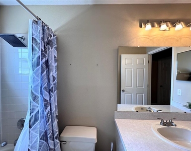 820 Briargrove Avenue - Photo Thumbnail 15