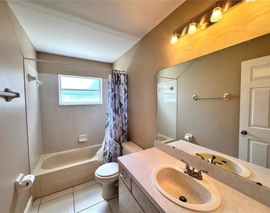 820 Briargrove Avenue - Photo Thumbnail 14