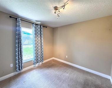 820 Briargrove Avenue - Photo Thumbnail 12