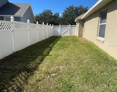 2266 Jessica Lane - Photo Thumbnail 17