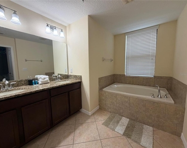 8931 Azalea Sands Lane - Photo Thumbnail 16