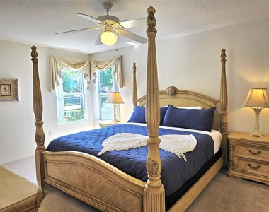 1027 Balmoral Drive - Photo Thumbnail 22