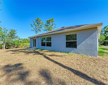 23444 Steeple Avenue - Photo Thumbnail 25