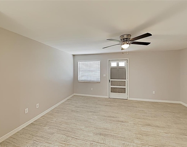 525 Conway Road - Photo Thumbnail 5