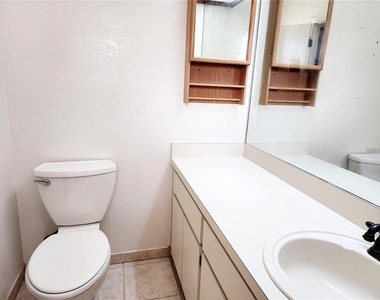 4356 Middlebrook Road - Photo Thumbnail 8