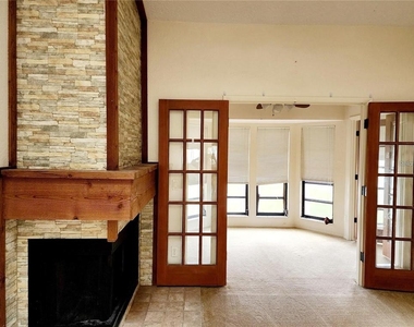 4356 Middlebrook Road - Photo Thumbnail 2