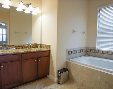 1241 Long Cove Loop - Photo Thumbnail 9