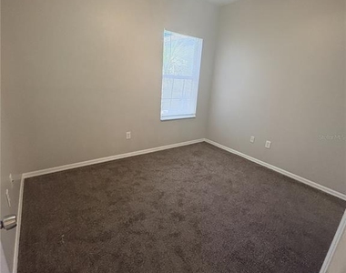 1054 Claudia Street - Photo Thumbnail 14