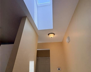 1054 Claudia Street - Photo Thumbnail 6