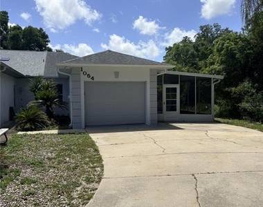 1054 Claudia Street - Photo Thumbnail 2