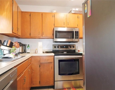 2300 Sw 43rd Street - Photo Thumbnail 10