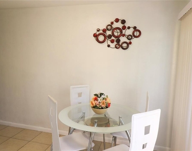 2300 Sw 43rd Street - Photo Thumbnail 9