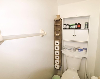2300 Sw 43rd Street - Photo Thumbnail 17