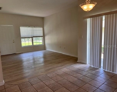 745 Crane Avenue - Photo Thumbnail 5